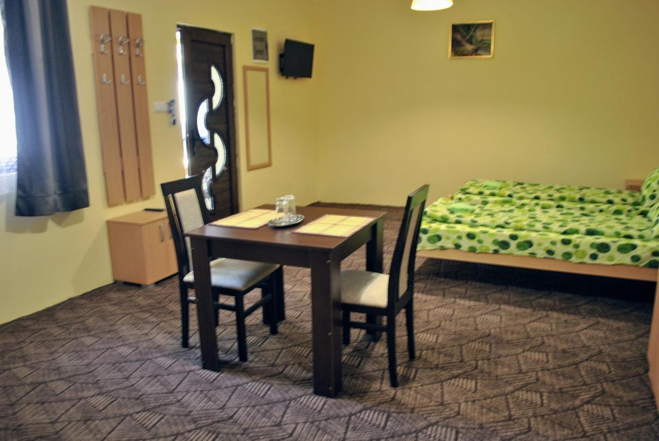 Eco Rural Tourism Association Skorenovac Hotell Exteriör bild